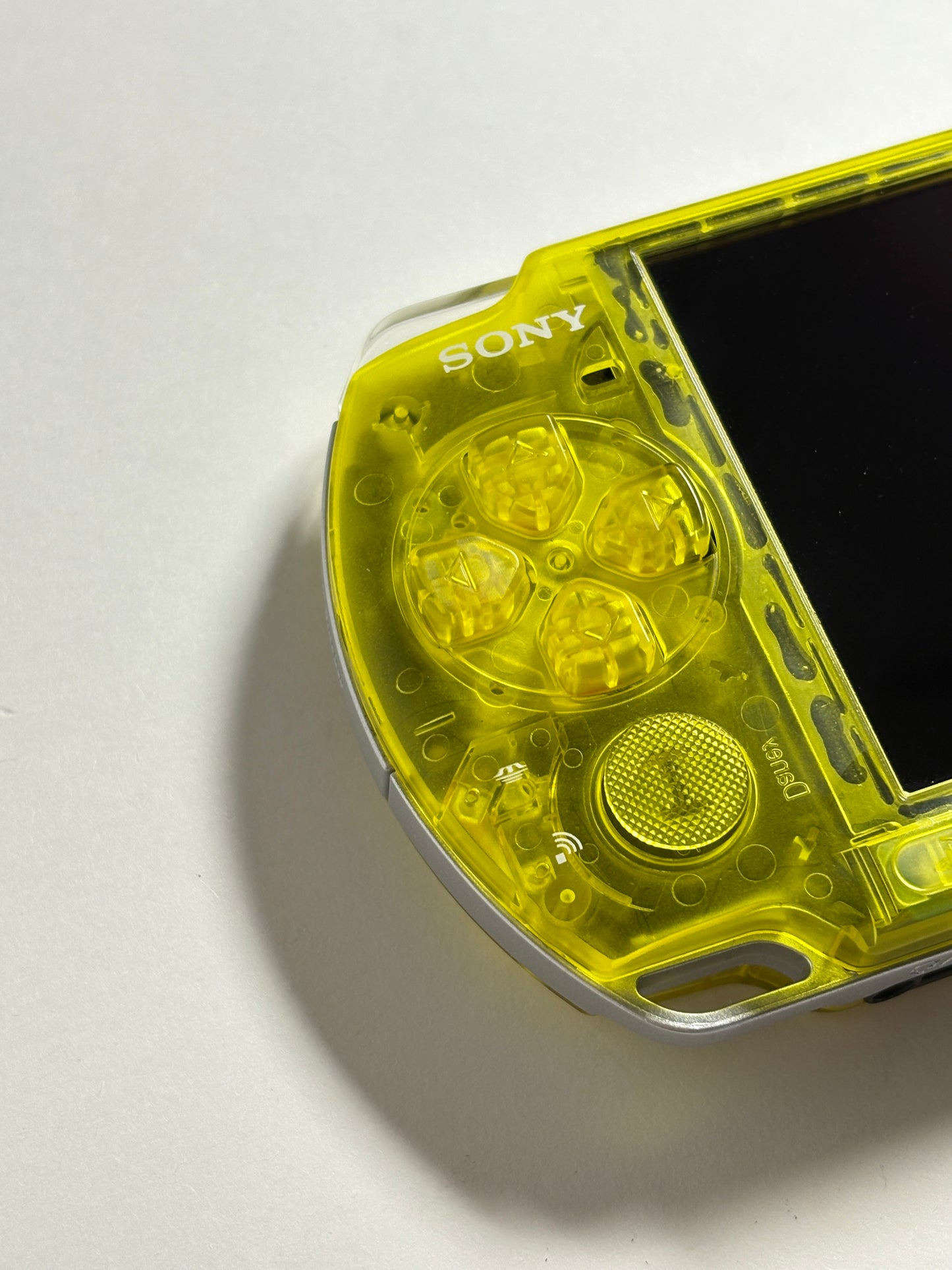 PSP 3000 - Transparent Yellow