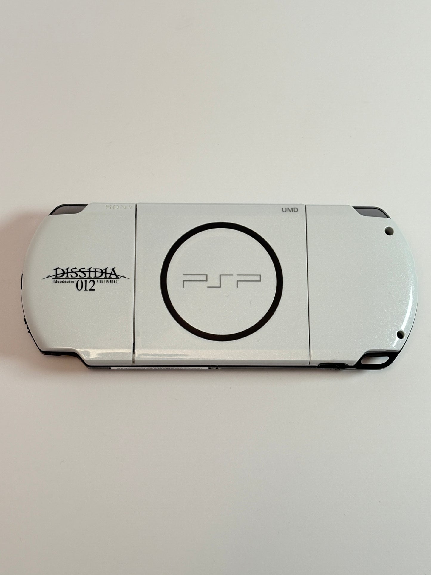 PSP 3000 - Limited Dissidia 012 Final Fantasy edition