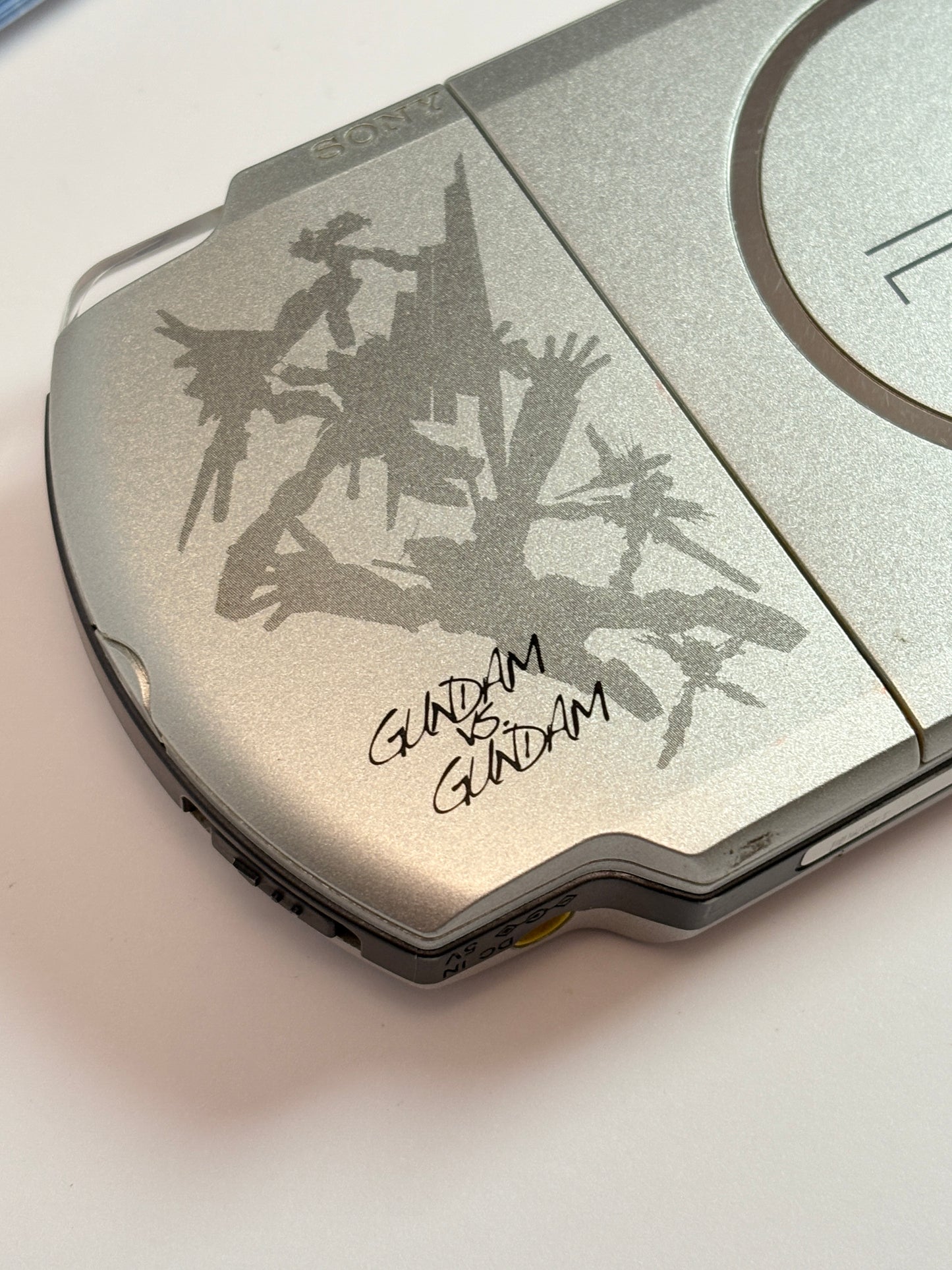 PSP 3000 - Gundam vs. Gundam Limited Edition