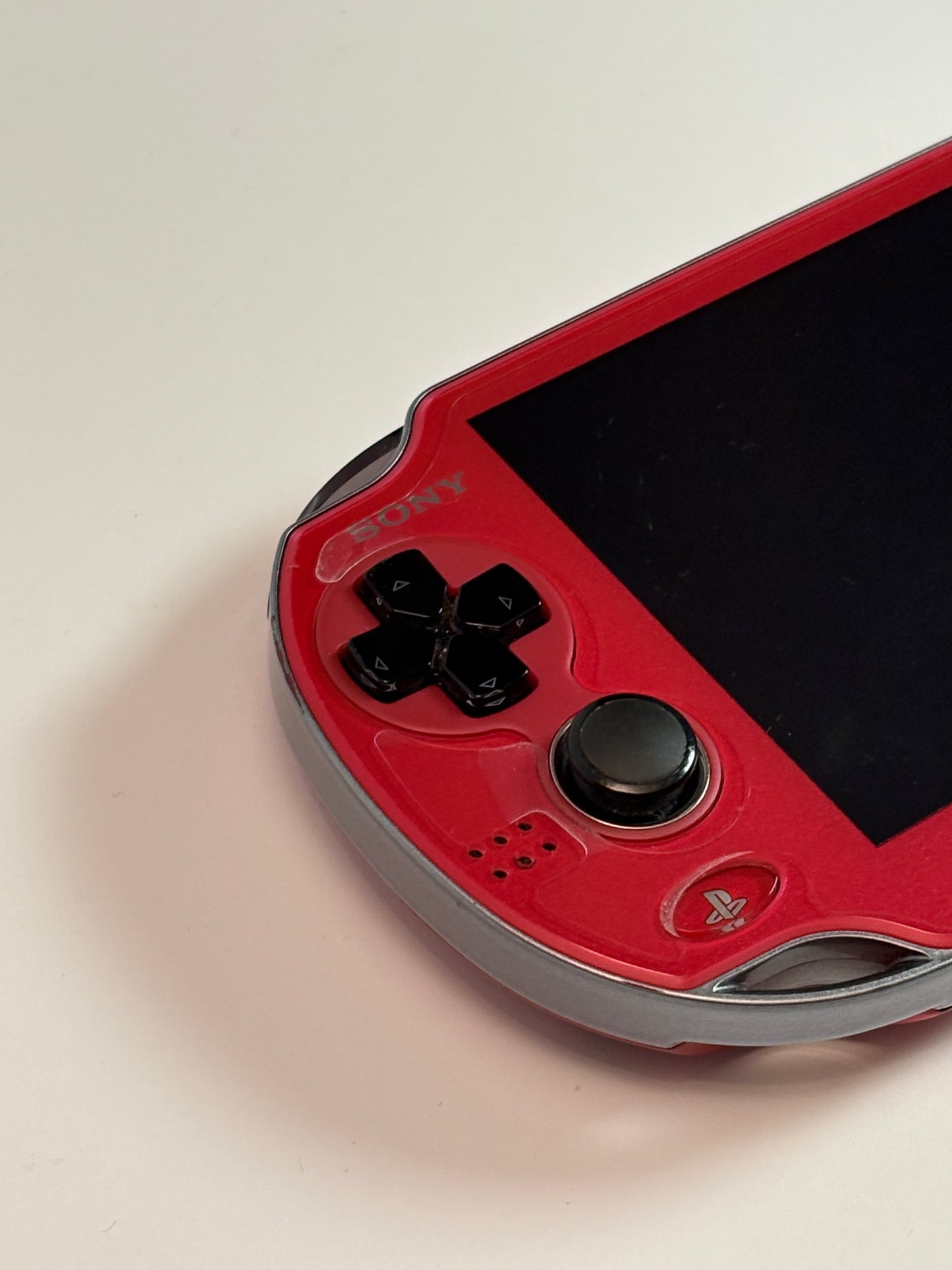 Ps Vita 1000 - Red