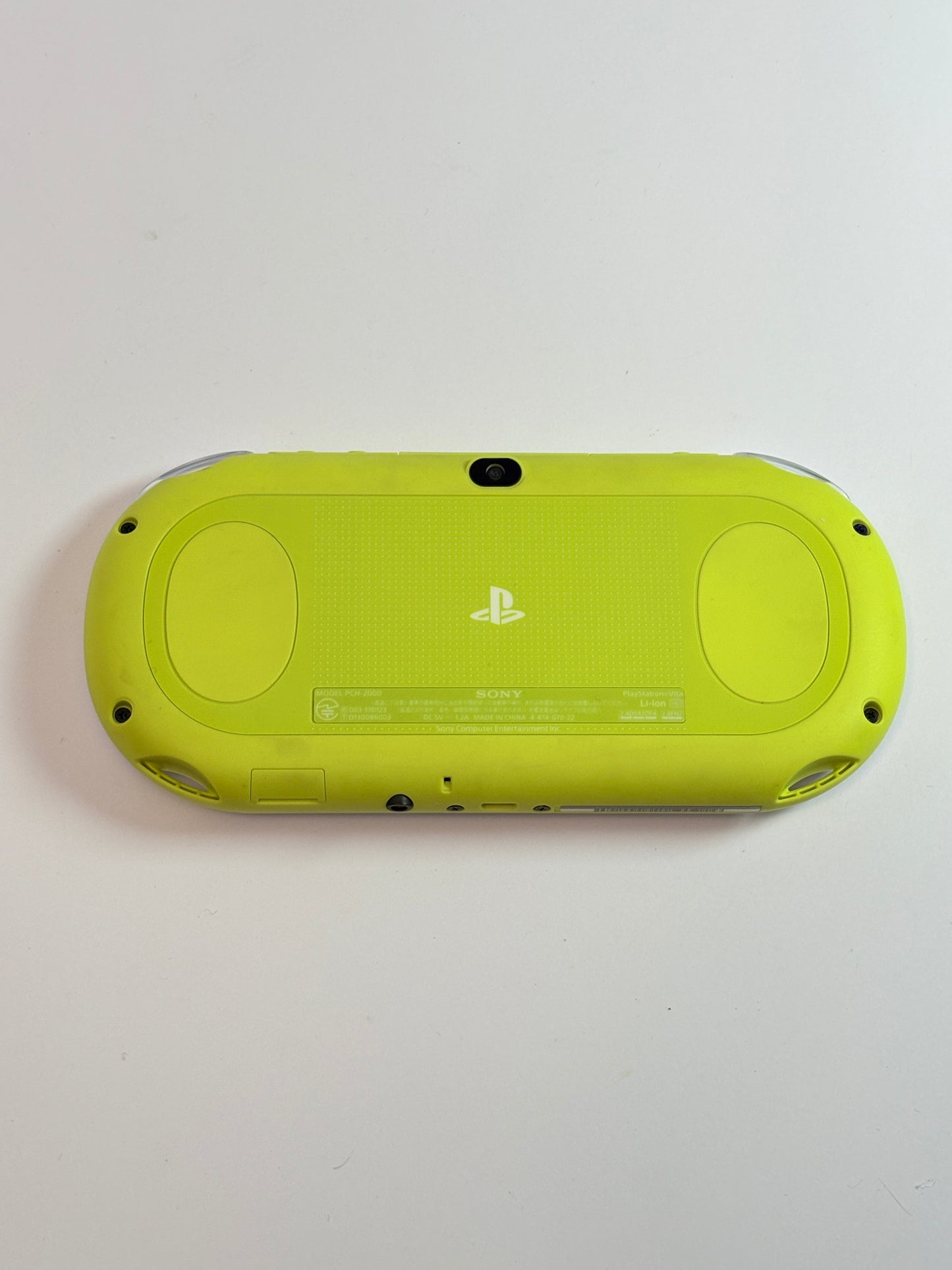 PS VITA 2000 - Lime Green