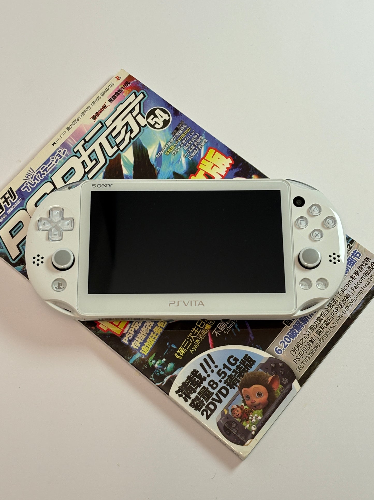 PS VITA 2000 - White