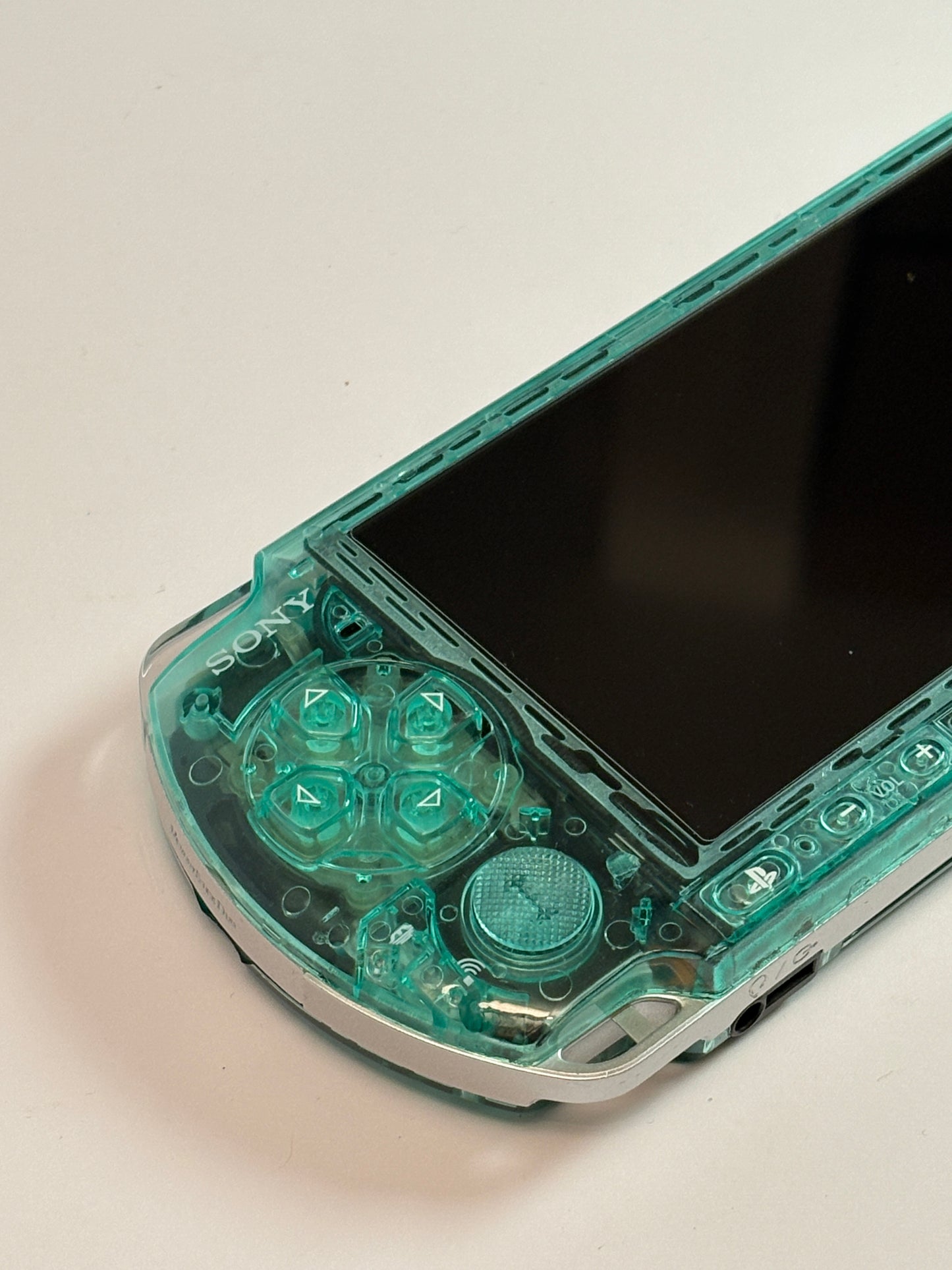 PSP 3000 - Transparent Mint Green