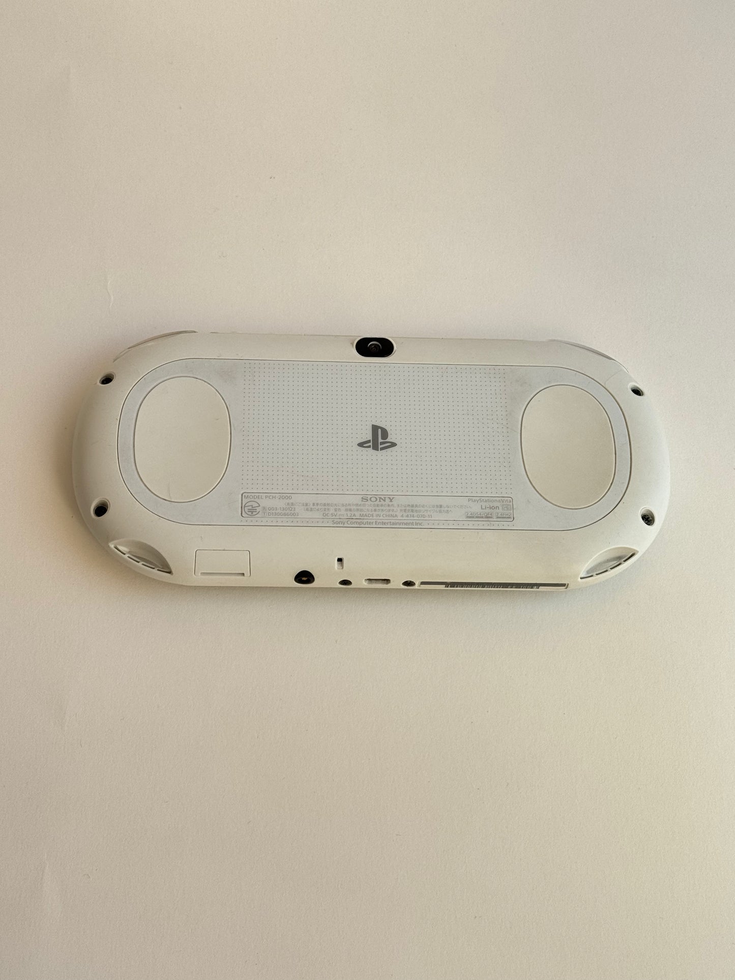 PS VITA 2000 - White