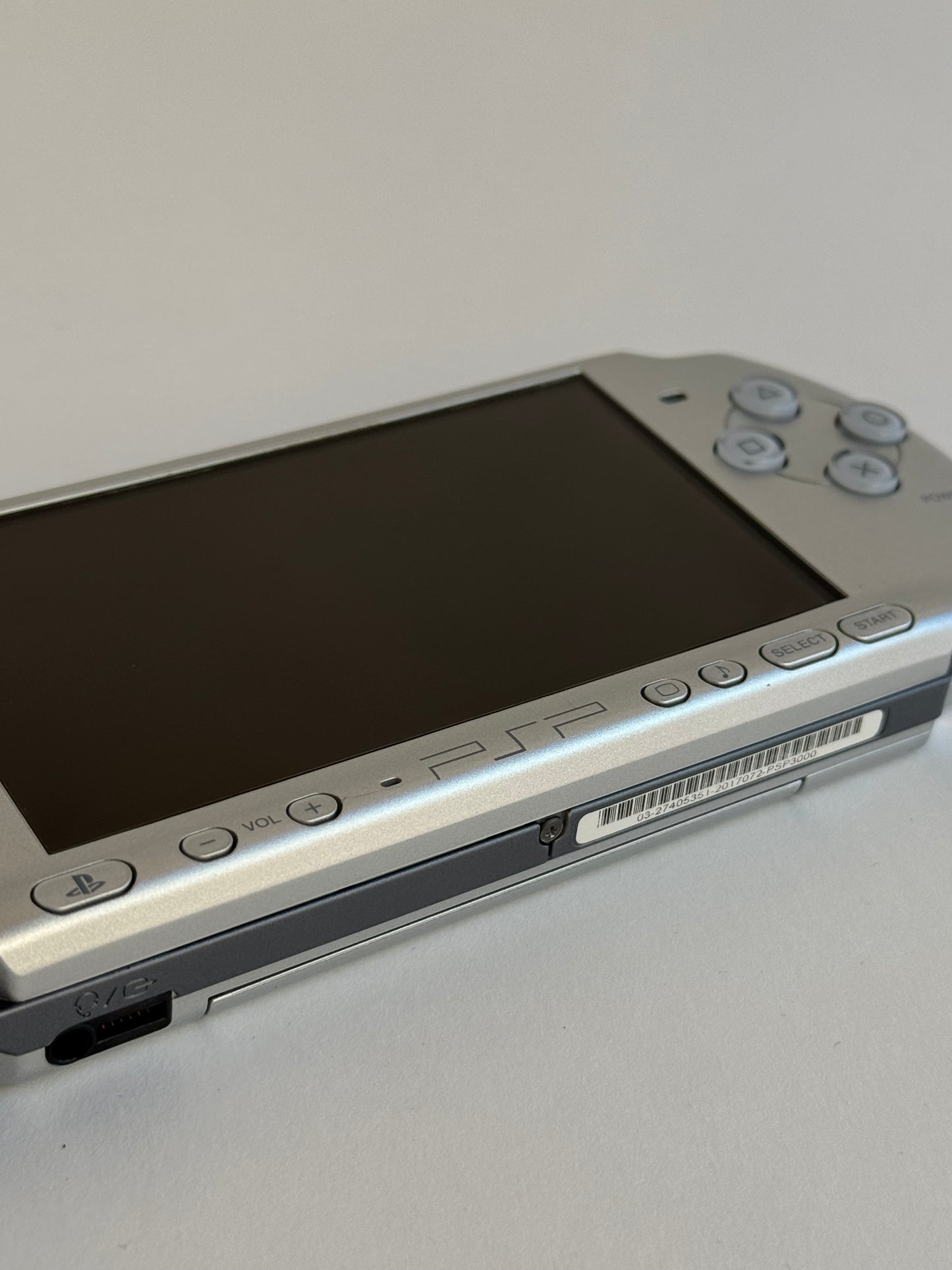 PSP 3000  - Silver
