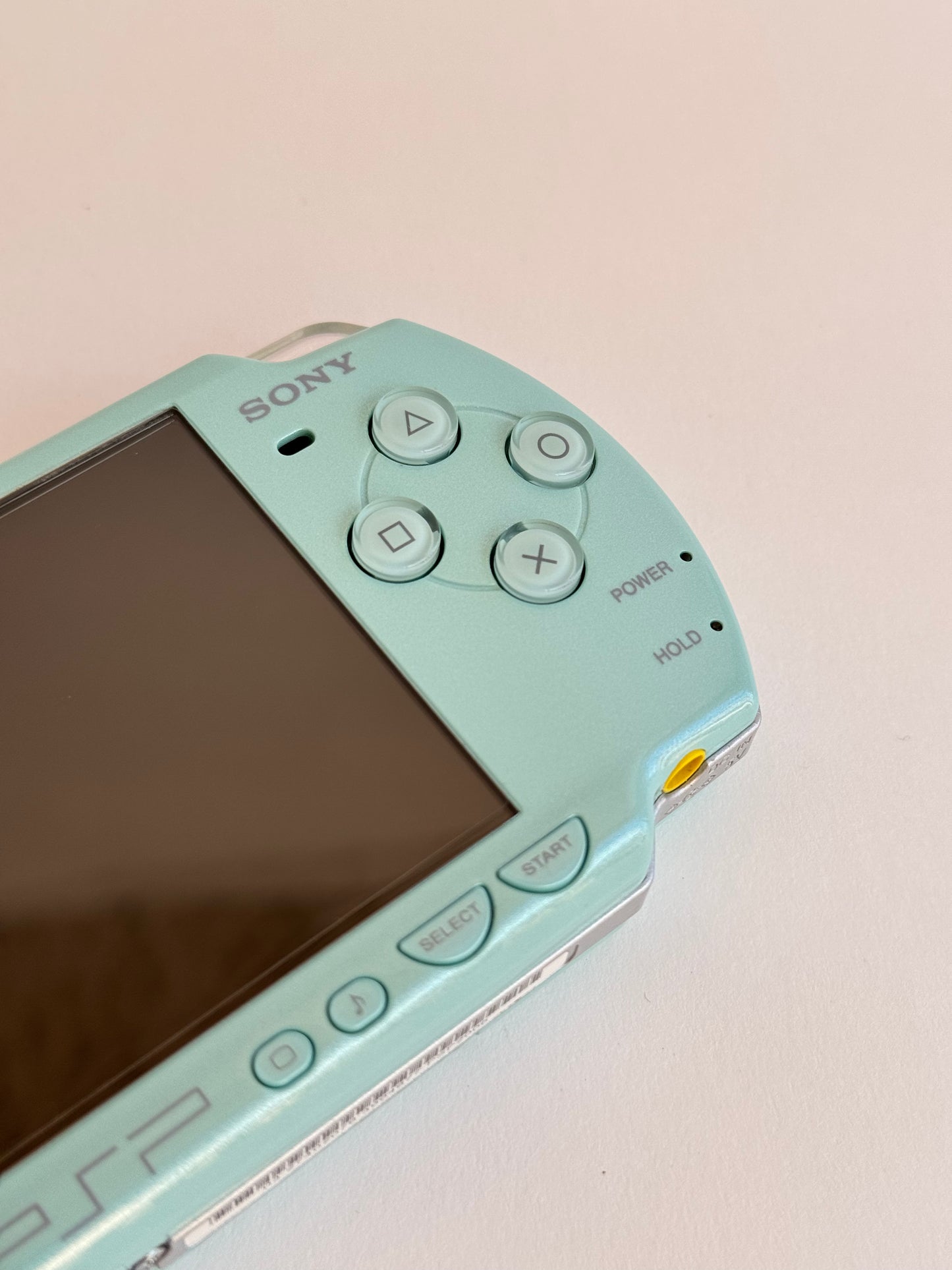 PSP 2000  - Mint Green