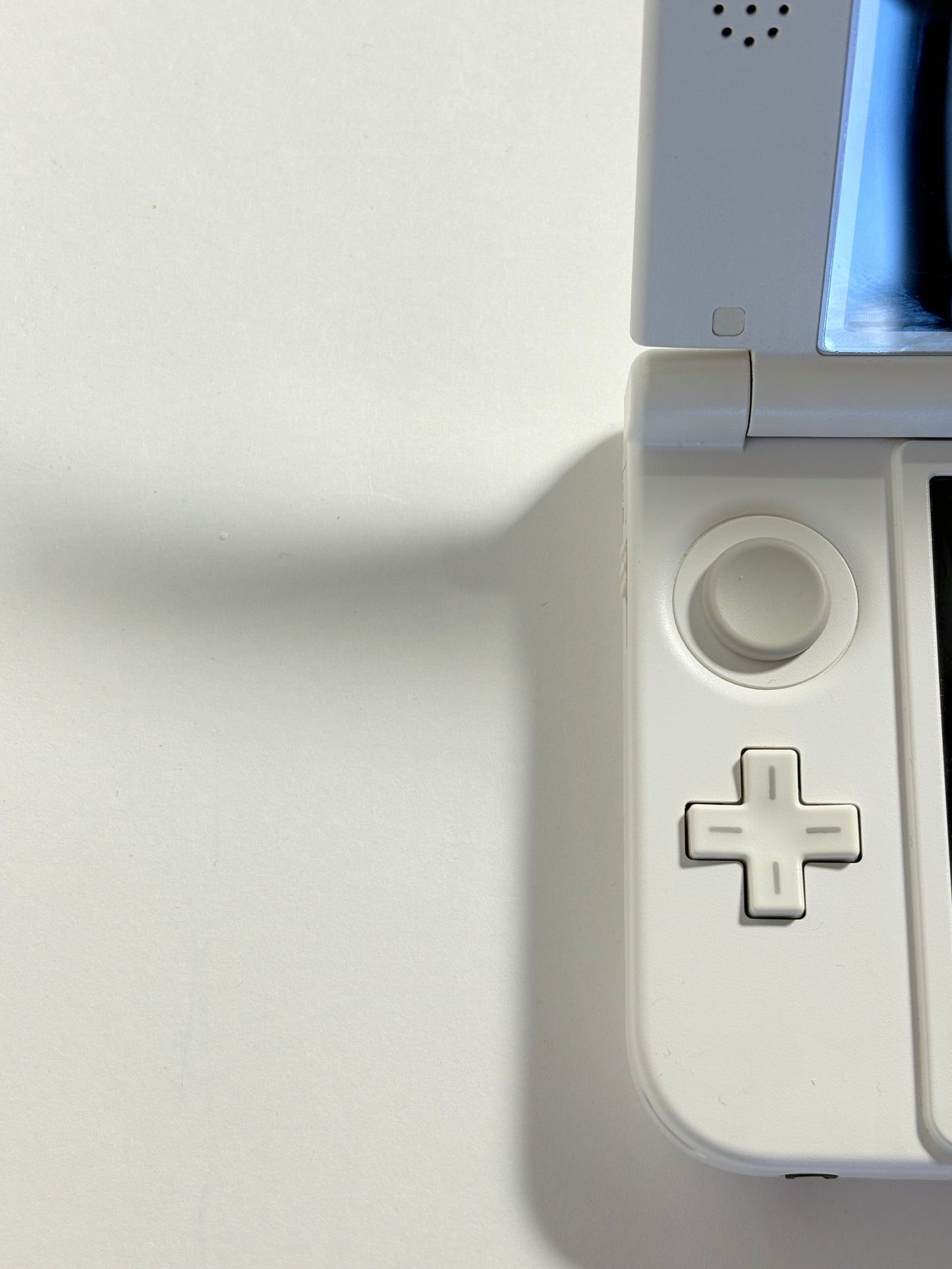 Nintendo 3DS XL - White