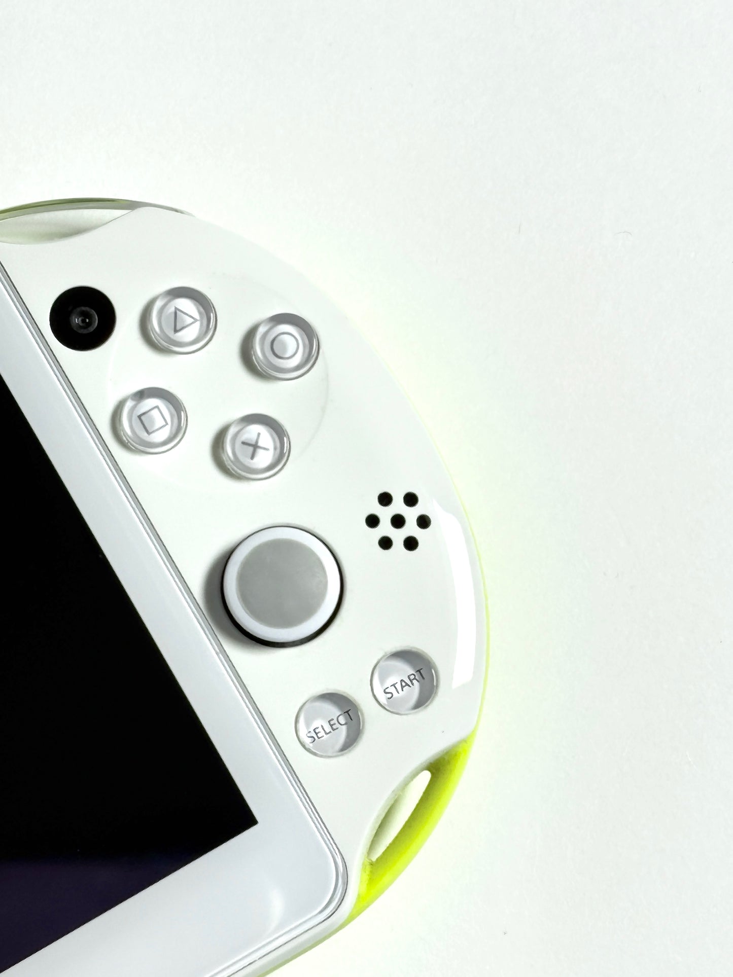 Ps Vita 2000 - Lime Green