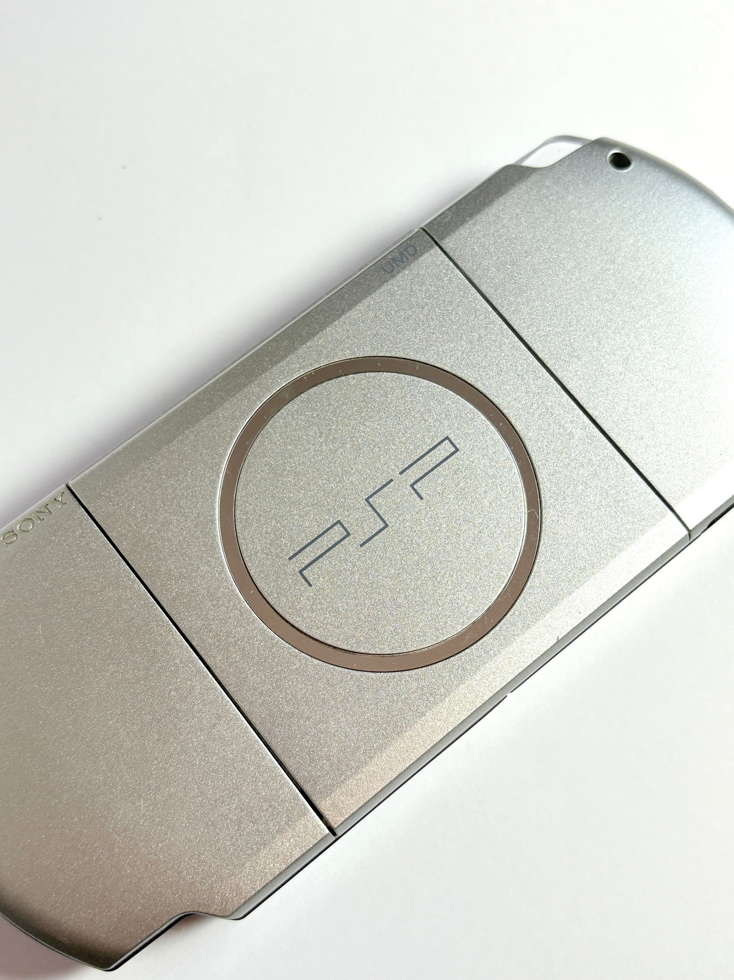 PSP 3000 - Silver