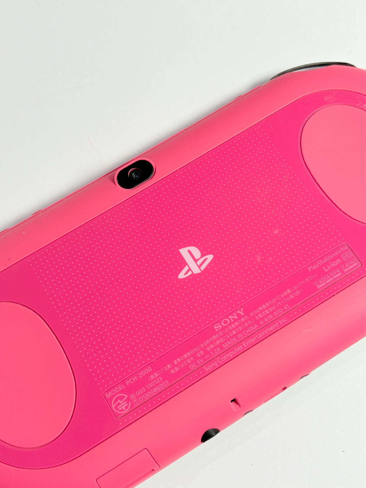 Ps Vita 2000 - Red and Black