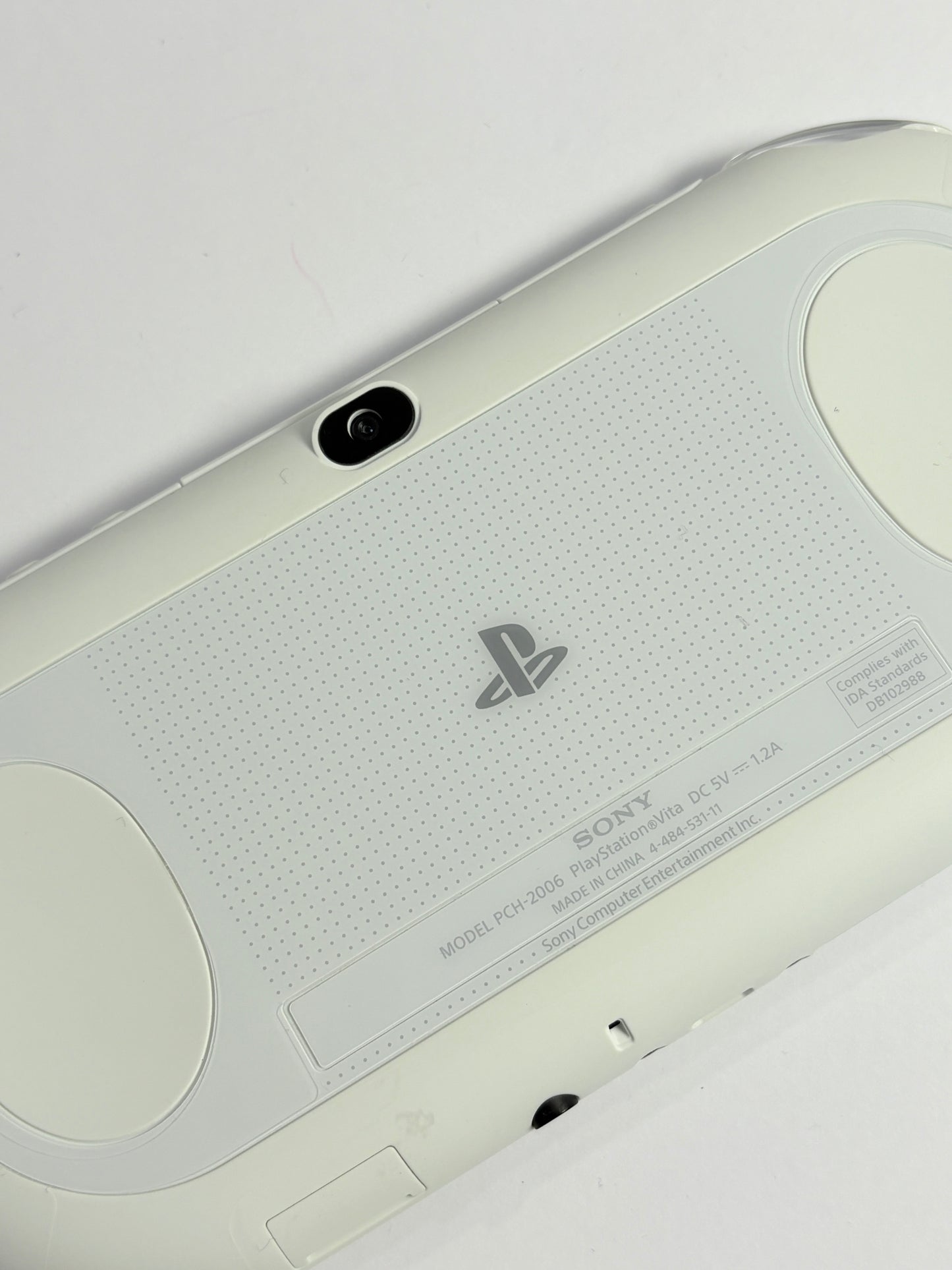 Ps Vita 2000 - White