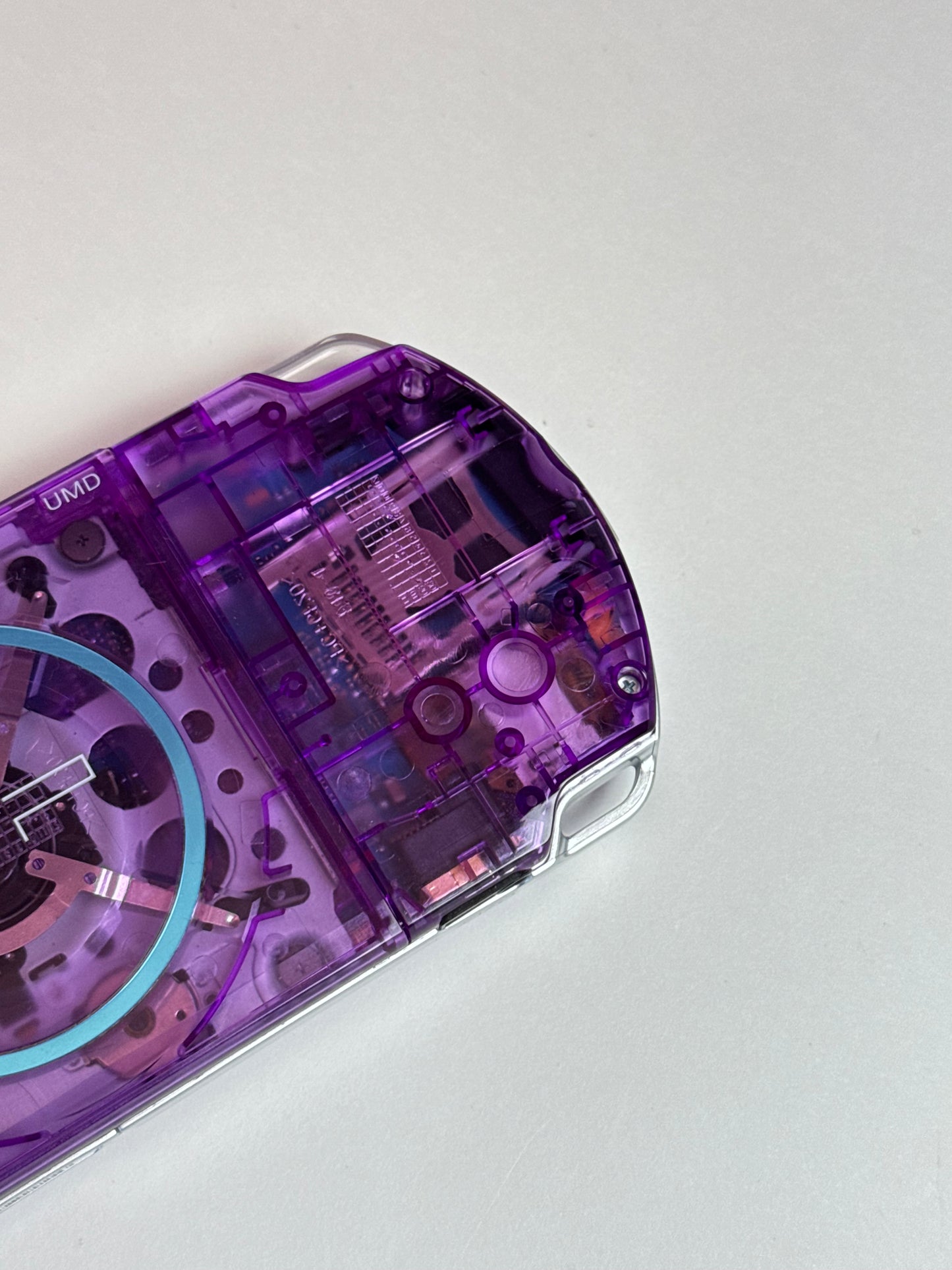 PSP 3000 - Transparent purple