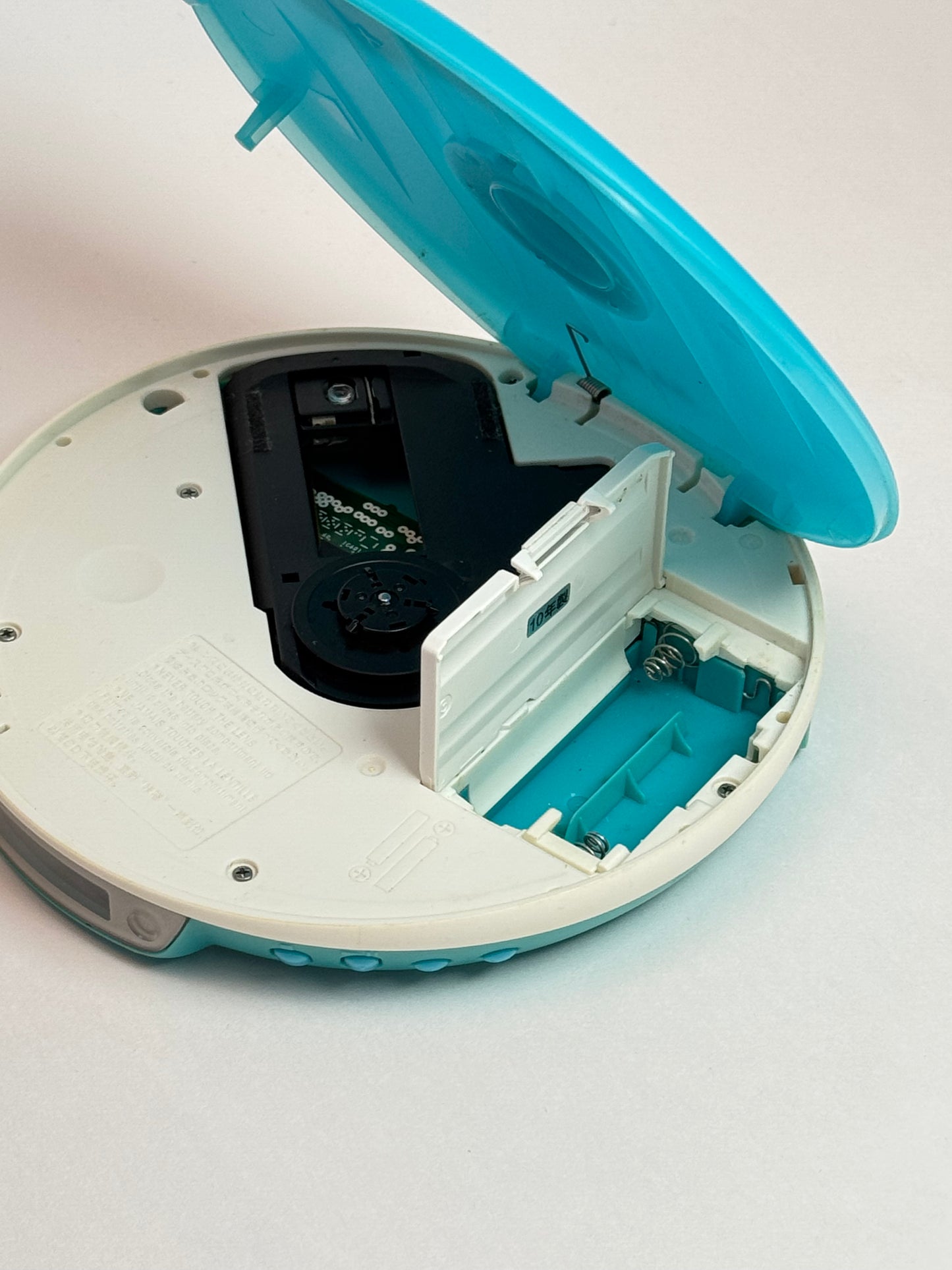 Sony D-EJ001 CD Walkman - Aqua blue