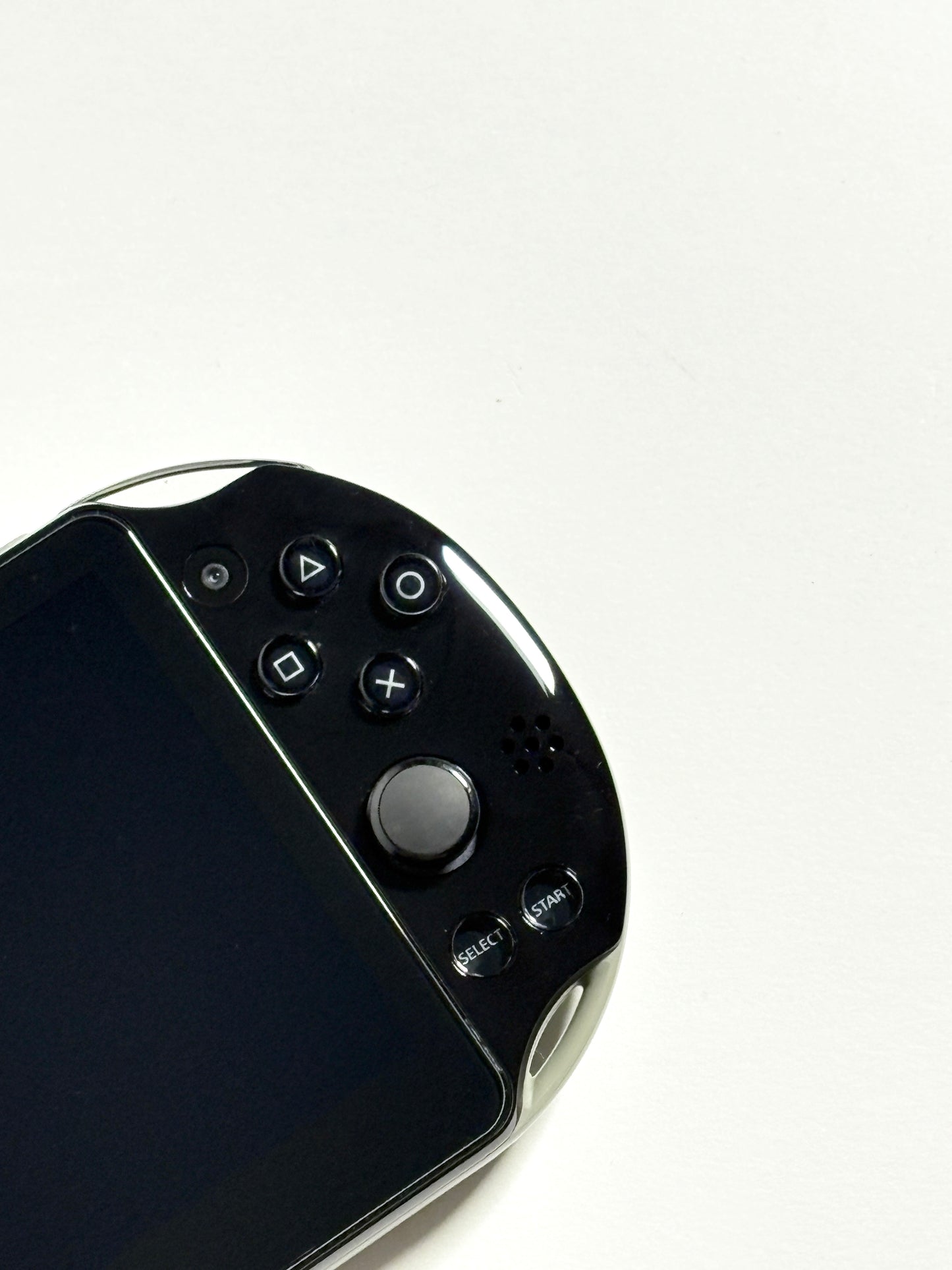 Ps Vita 2000 - Khaki and Black