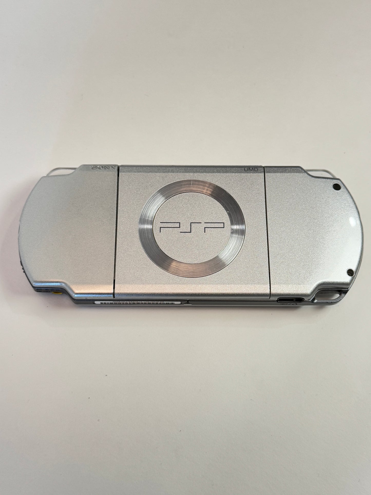 PSP 2000 - Silver