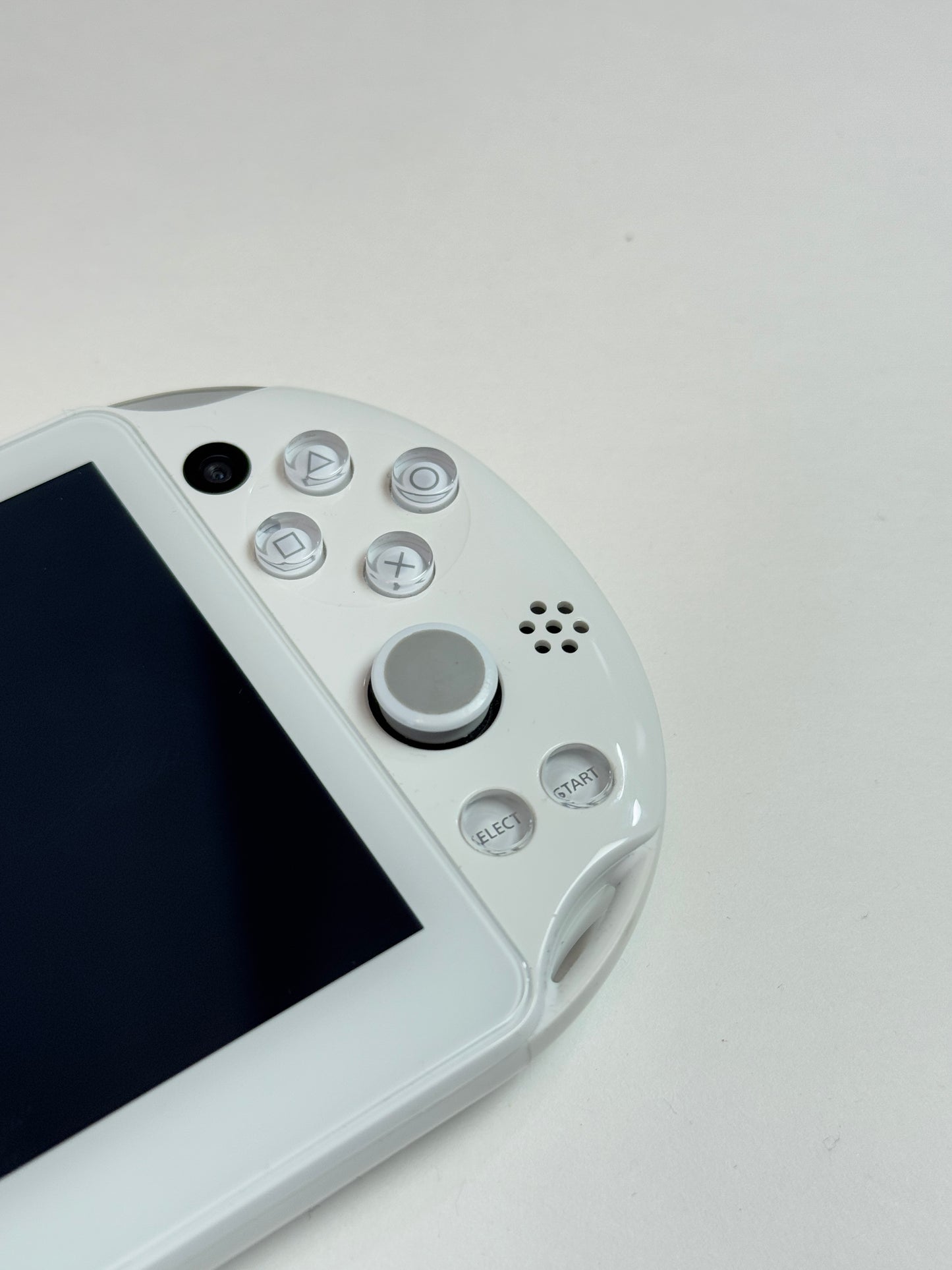 PS VITA 2000 - White