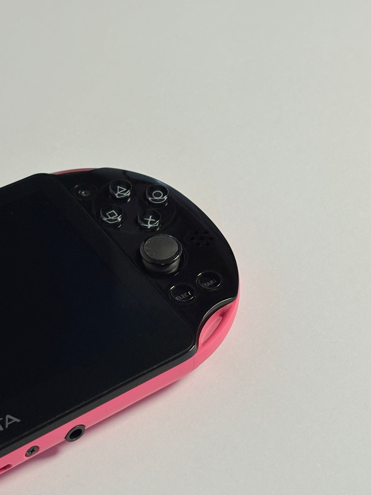 Ps Vita 2000 - Red Black