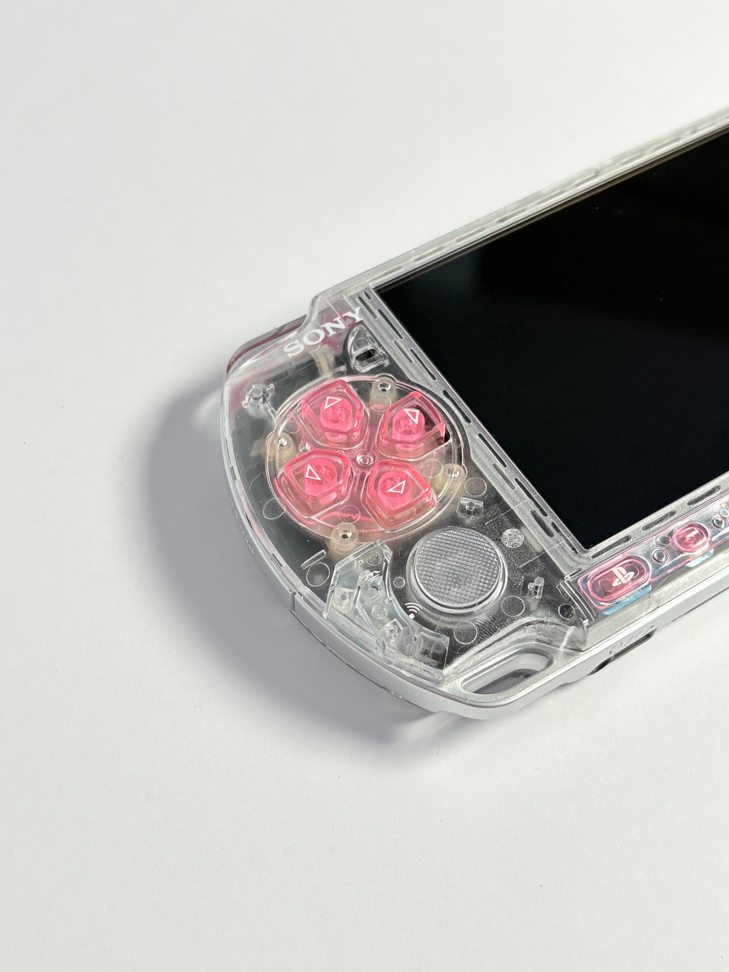 PSP 3000 - Transparent w Pink buttons