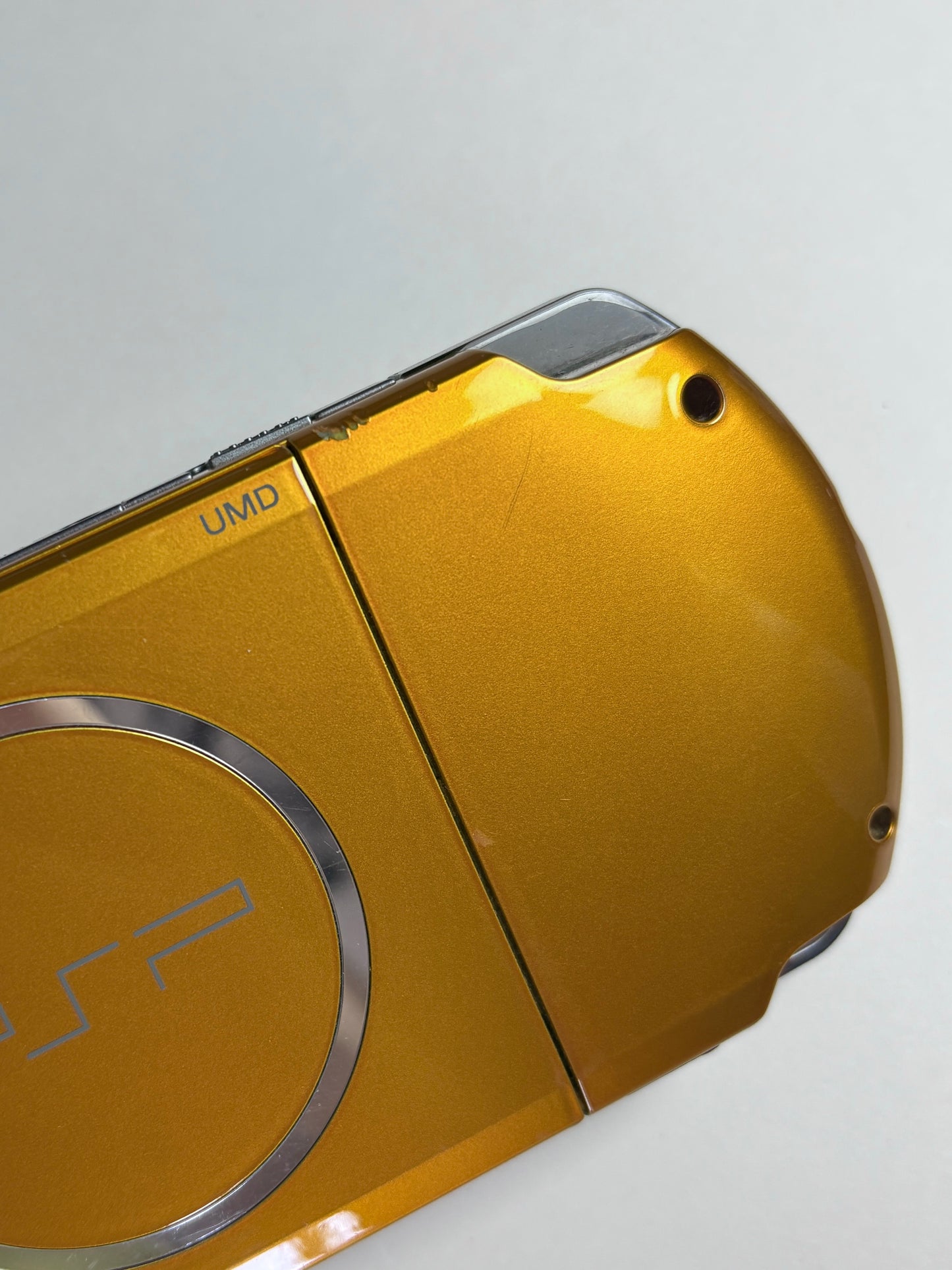 Sony PSP 3000 - Carnival Bright Yellow