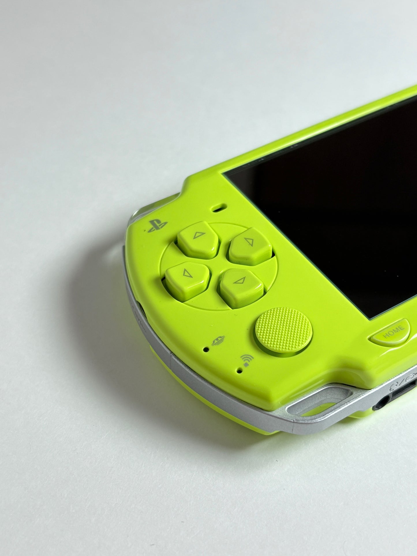 PSP 2000 - LocoRoco - Custom Shell