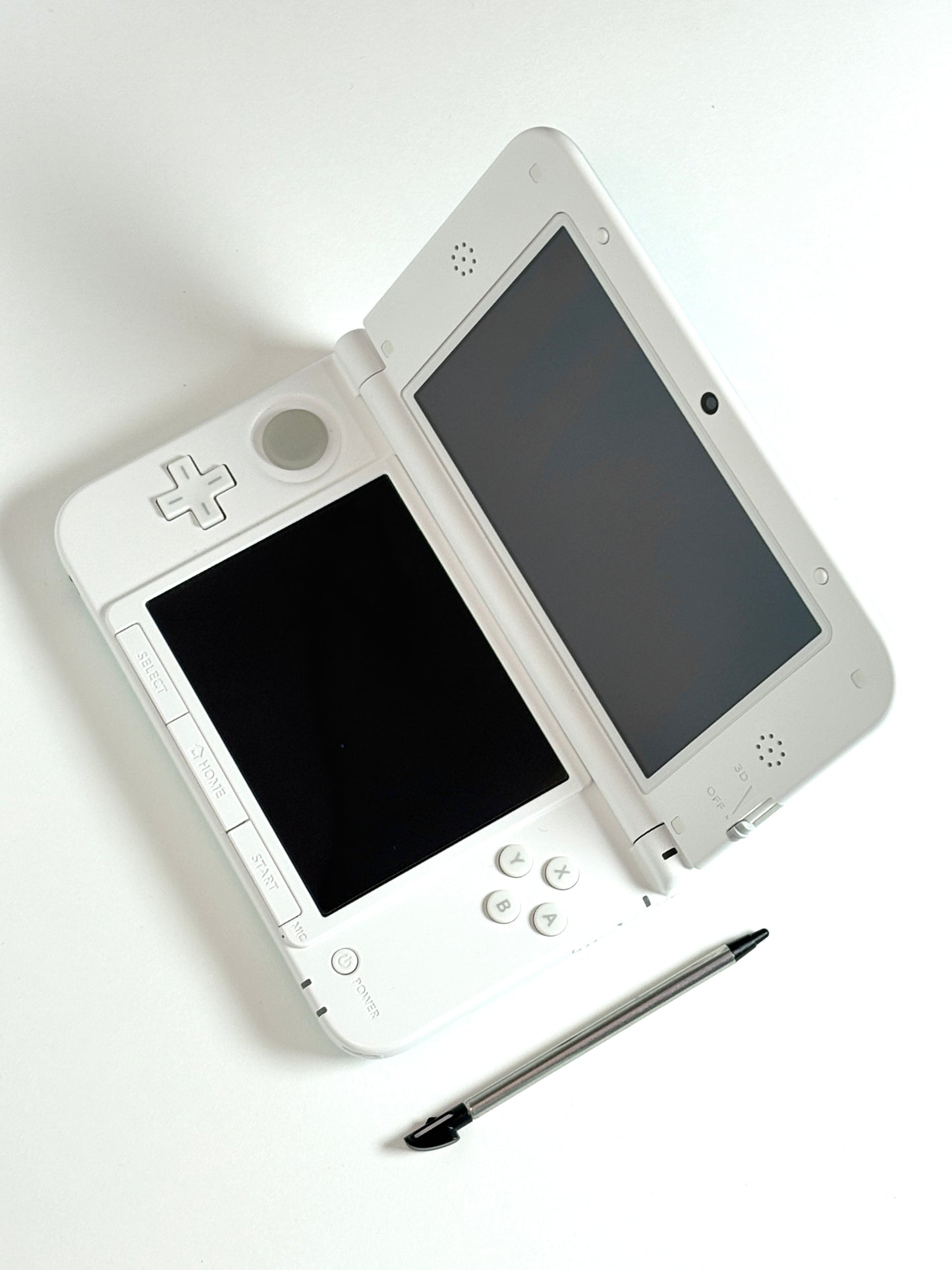 Nintendo 3DS LL - Mint and White
