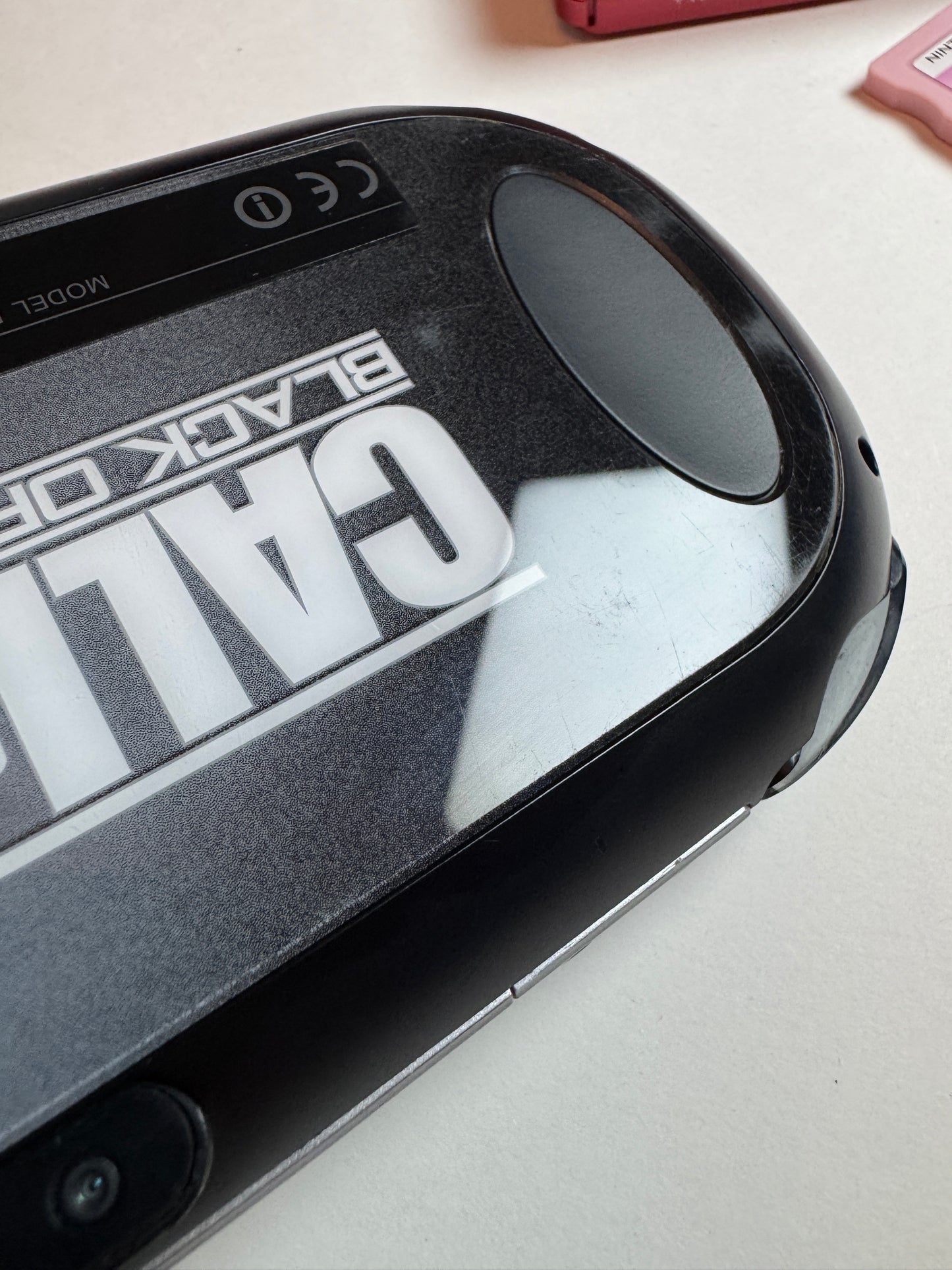 Ps Vita 1000 - Call of Duty Edition ( Low condition )