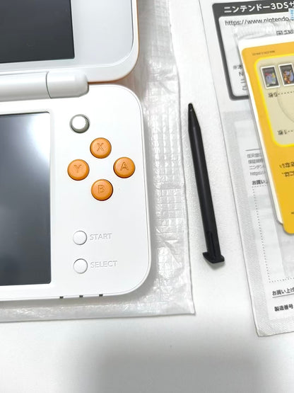 Nintendo New 2DS LL - White & Orange
