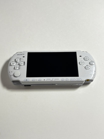 PSP 3000 - White w custom sparkly finish