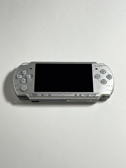 PSP 2000 - Silver