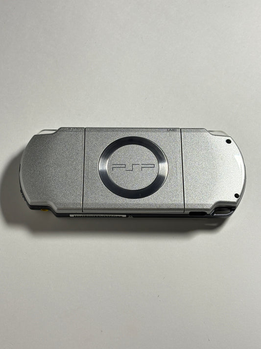PSP 2000 - Silver