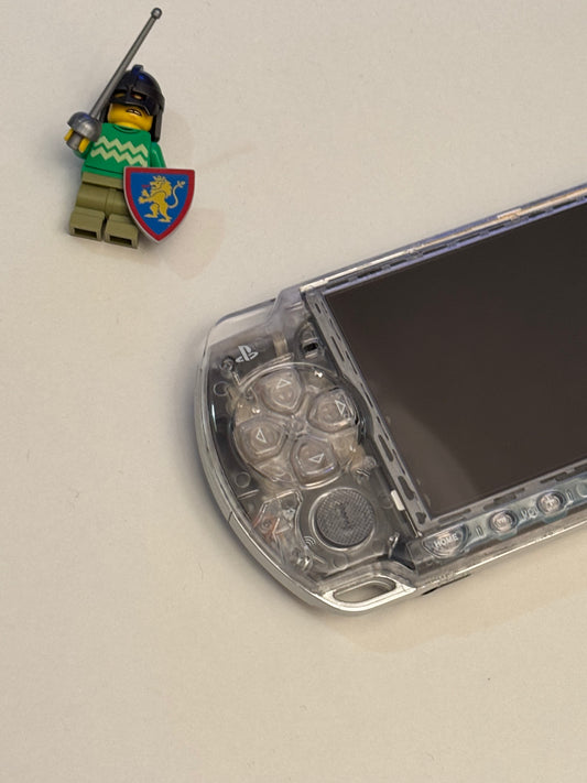 PSP 2000 - Transparent white