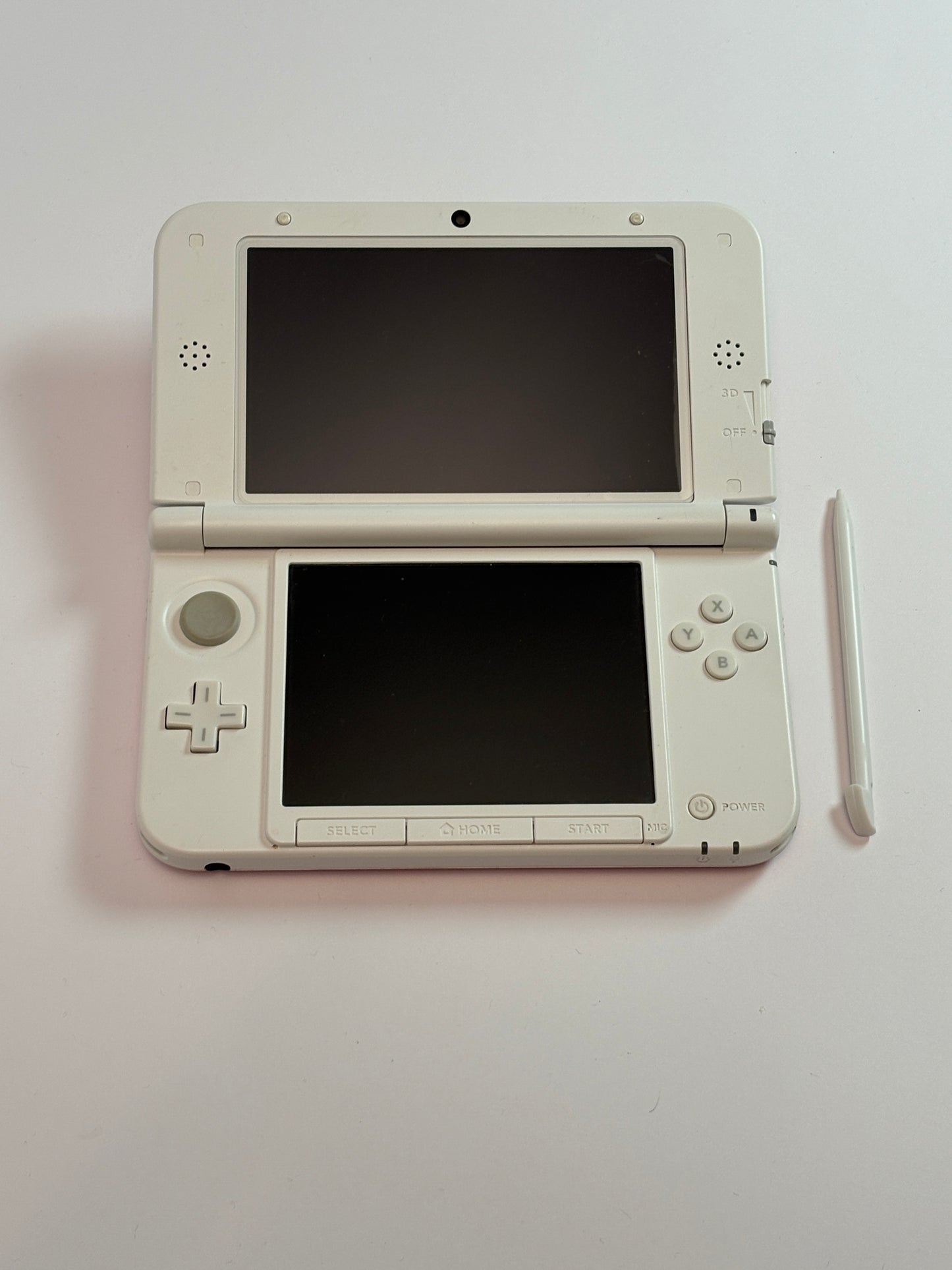 Nintendo 3DS LL - Pink and White
