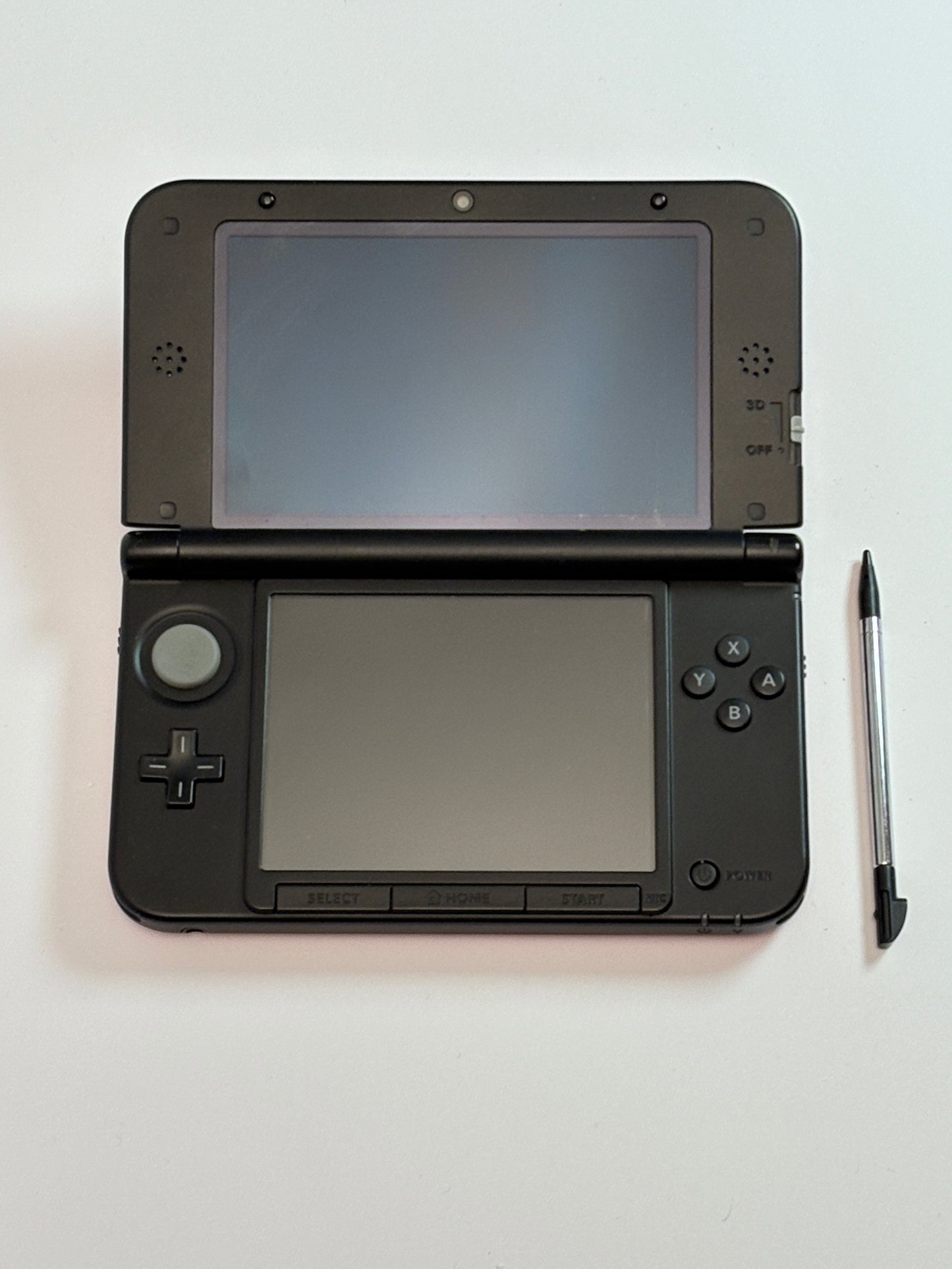 Nintendo 3DS XL - Red