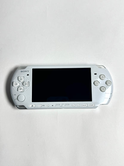 PSP 3000 - Crystal White - IPS