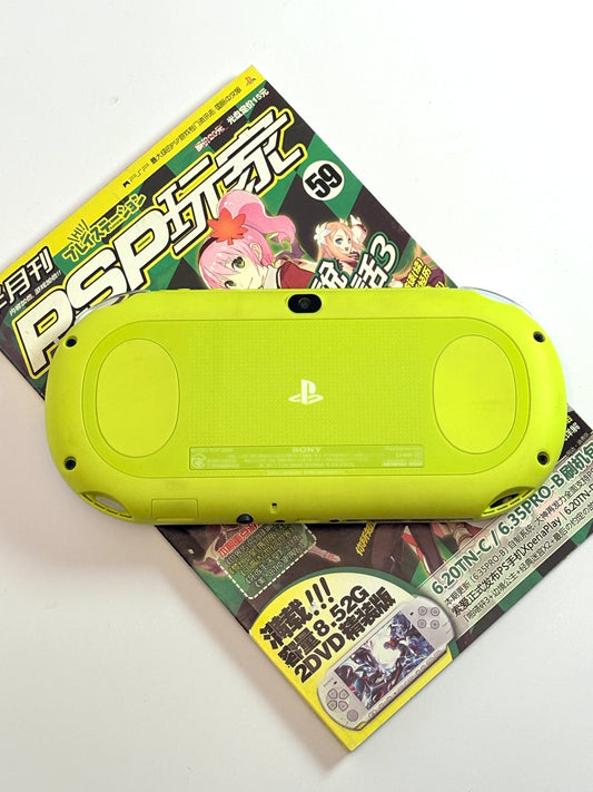 PS VITA 2000 - Lime Green