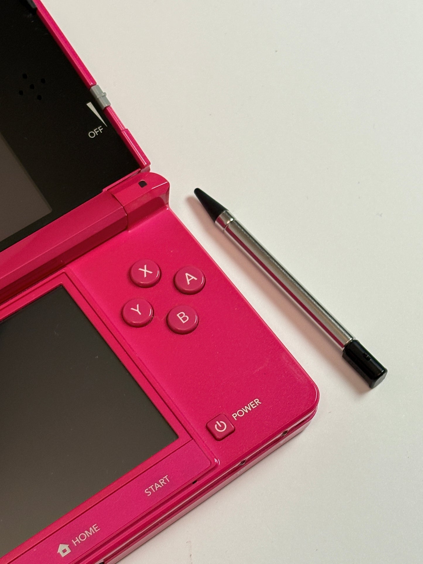 Nintendo 3DS - Barbie Pink
