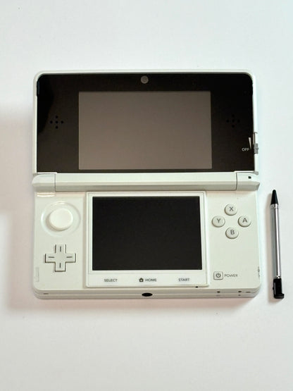 Nintendo 3DS - White