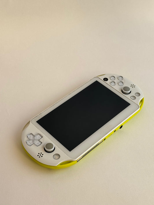 PS VITA 2000 - Lime Green