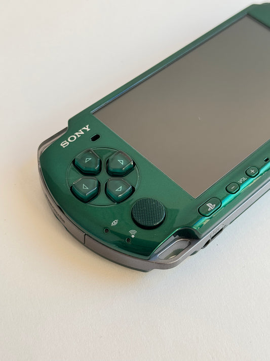 PSP 3000  - Spirited green