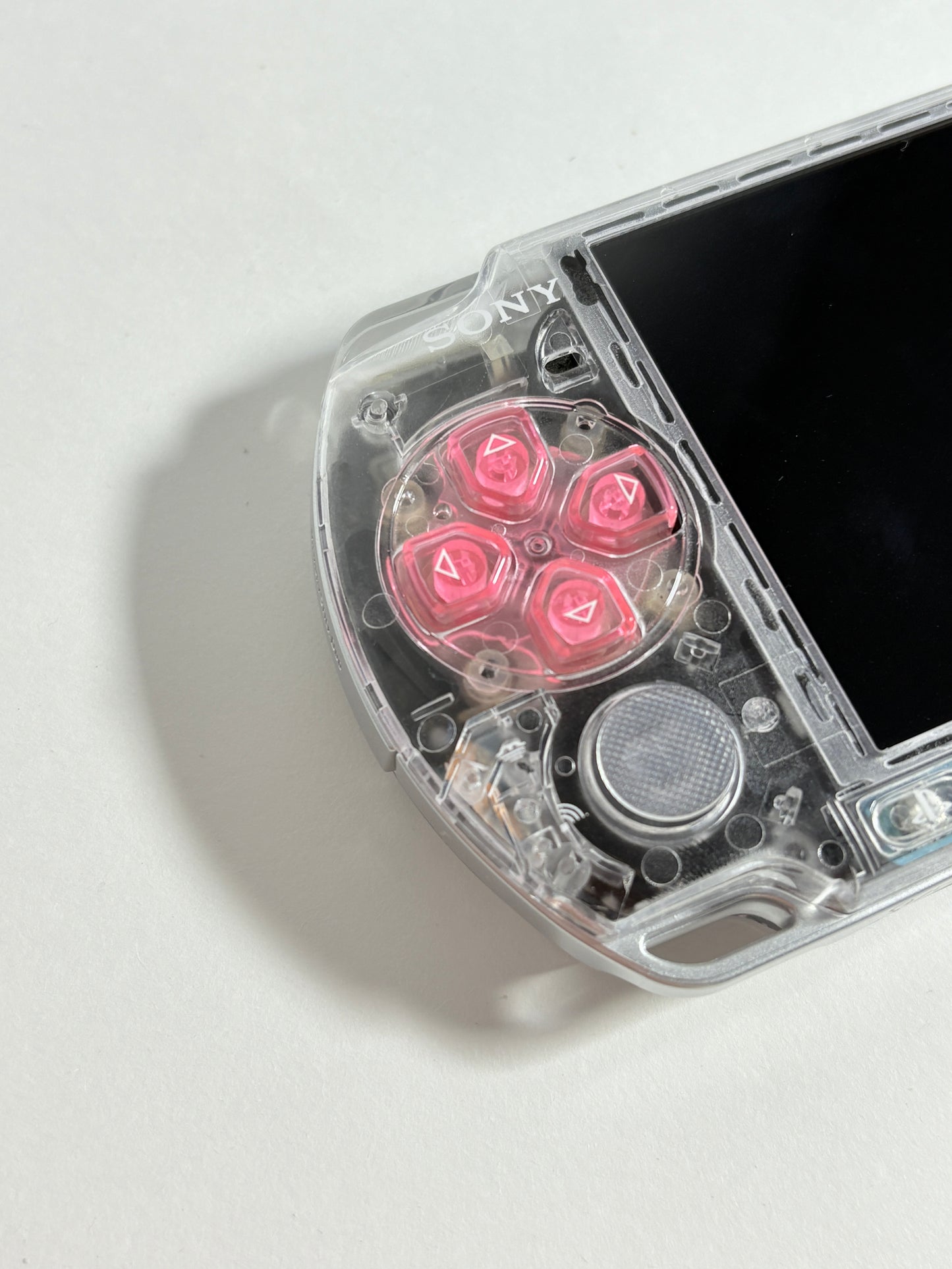 PSP 3000 - Transparent White w Pink buttons