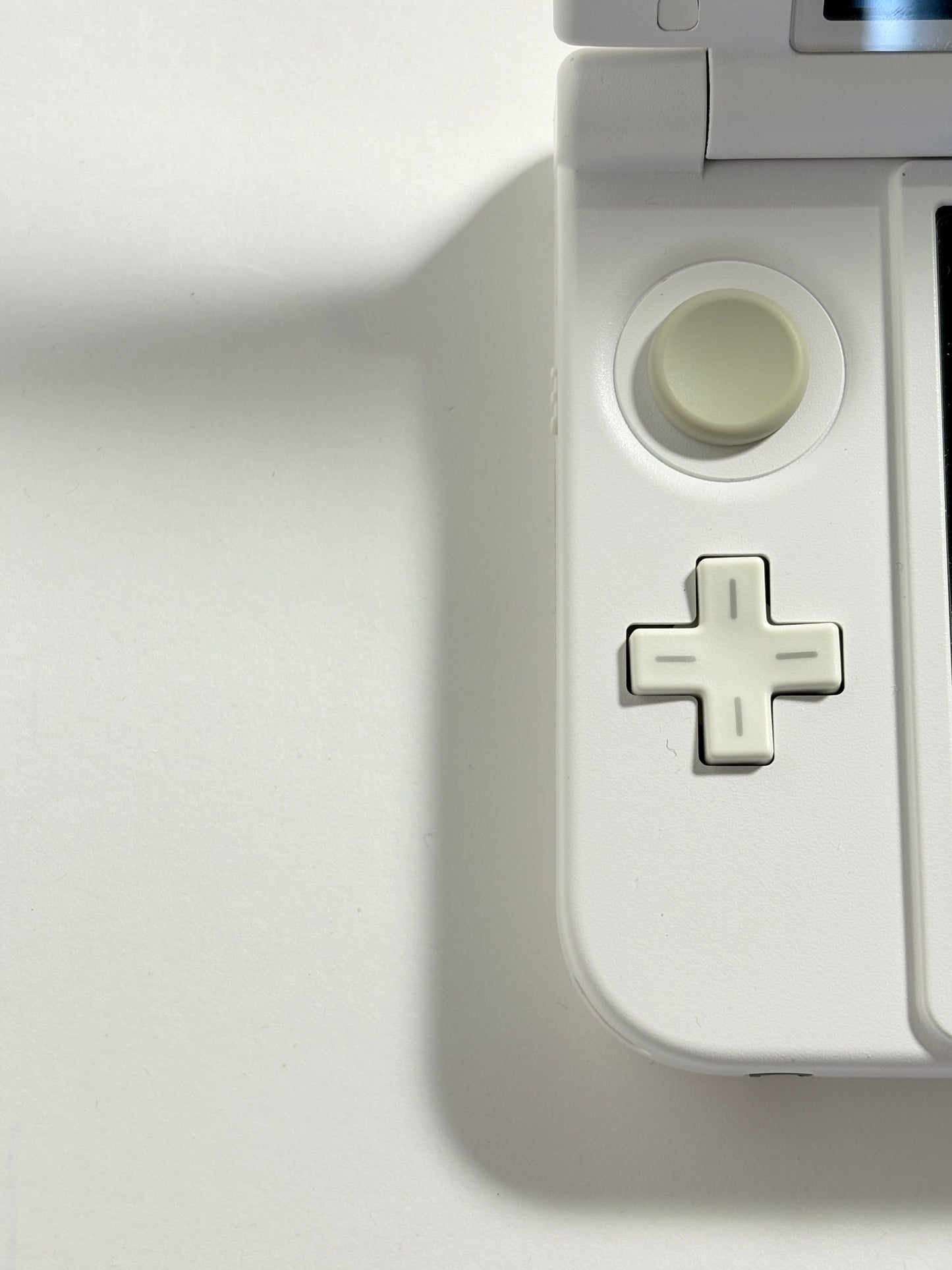 Nintendo 3DS XL - Mario Red x White edition