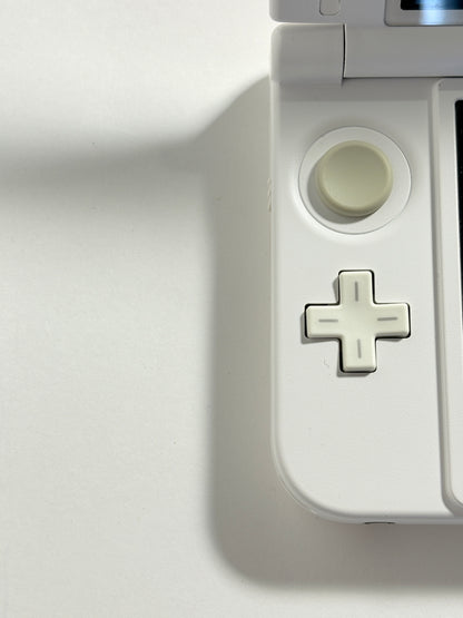 Nintendo 3DS XL - Mario Red x White edition