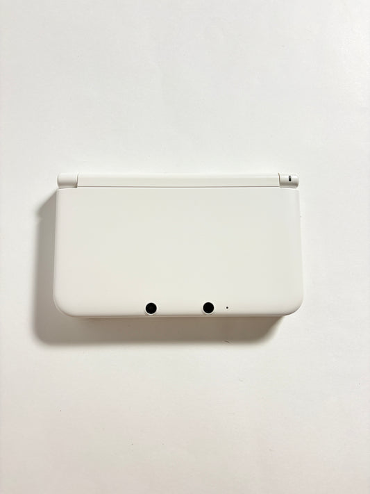 Nintendo 3DS XL - White