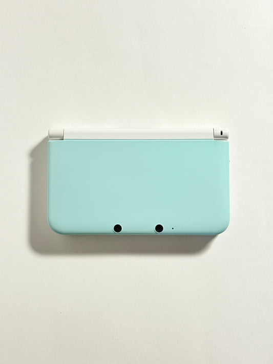 Nintendo 3DS LL - Mint and White