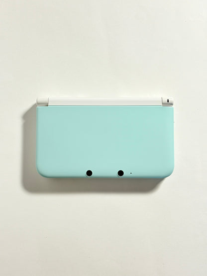 Nintendo 3DS LL - Mint and White
