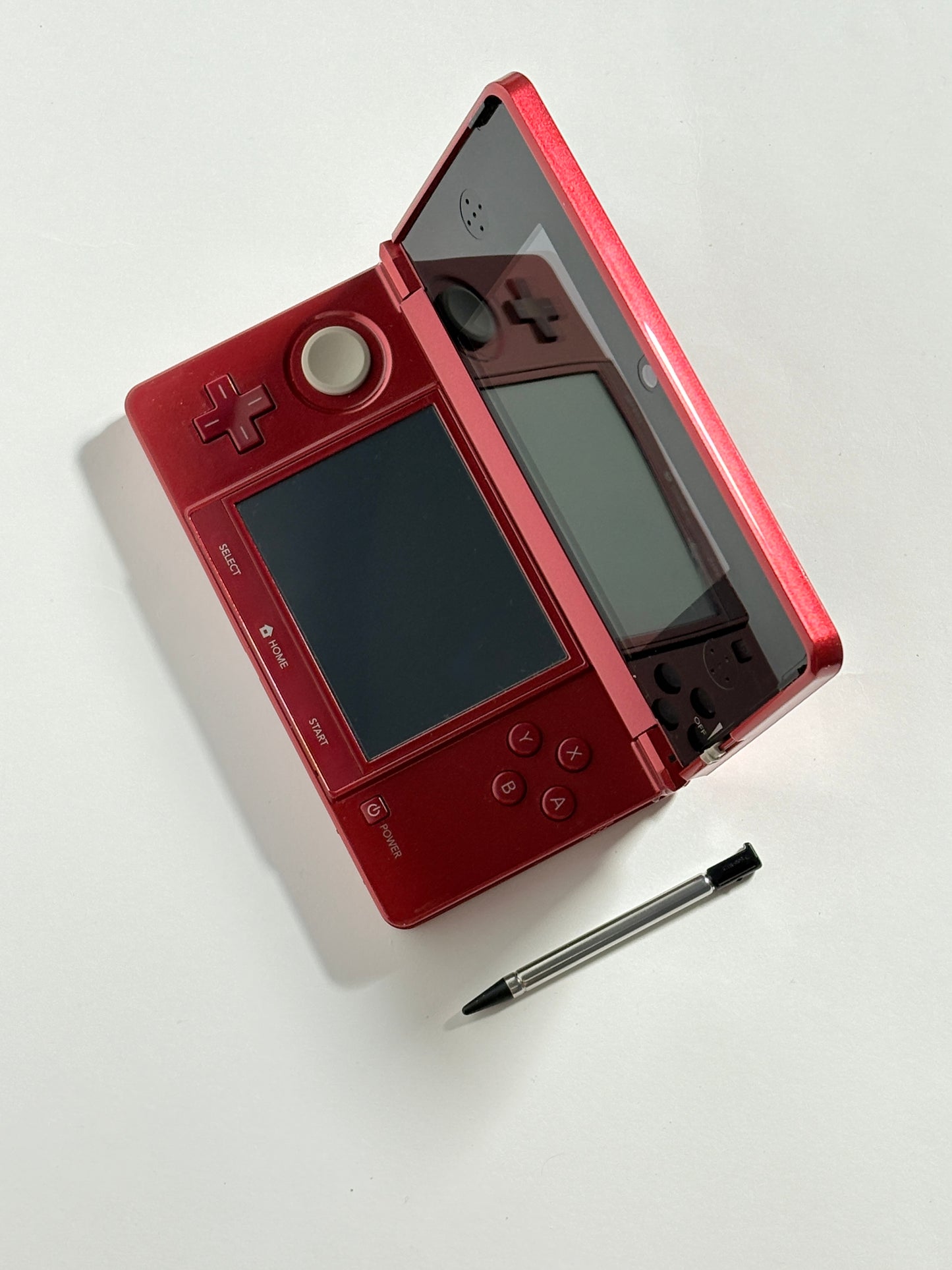 Nintendo 3DS - Red