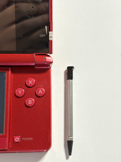 Nintendo 3DS - Red