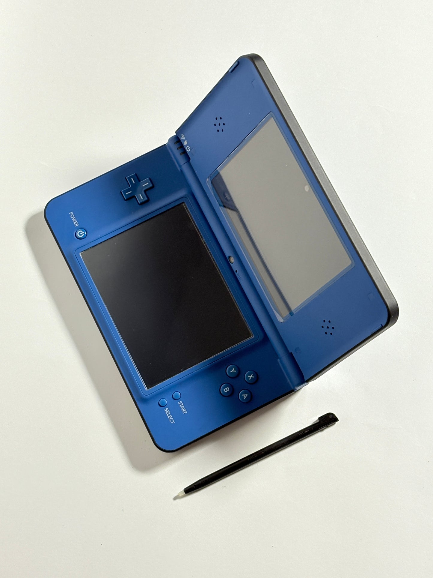Nintendo DSi LL - Midnight Blue