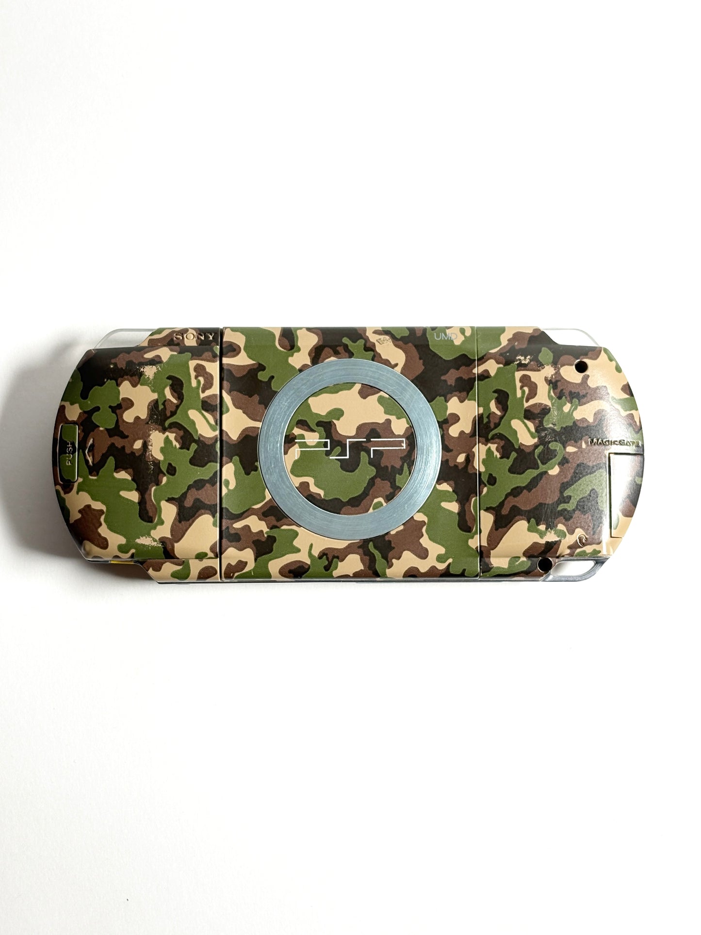PSP 1000 - Metal Gear Solid Portable Ops Edition - IPS
