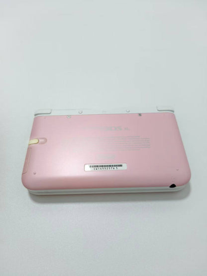 Nintendo 3DS XL - Pink and white